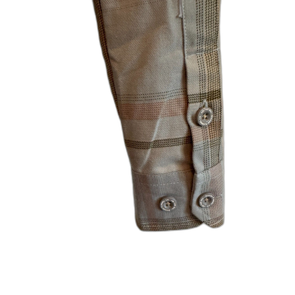 Dixxon Flannel | The Malibu Women's Size Small Pearl Snap Button Front Shirt - Picture 5 of 10